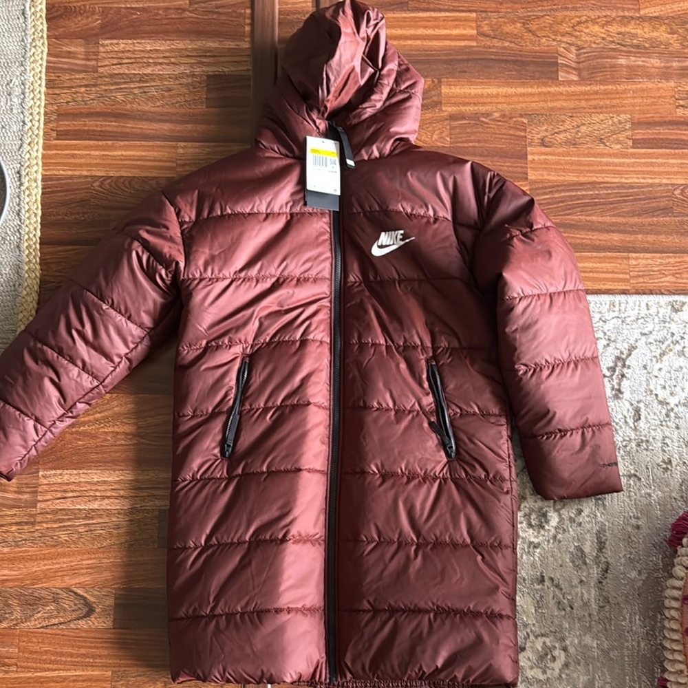 Nike Women’s Therma Fit Repel Jacket - Brown